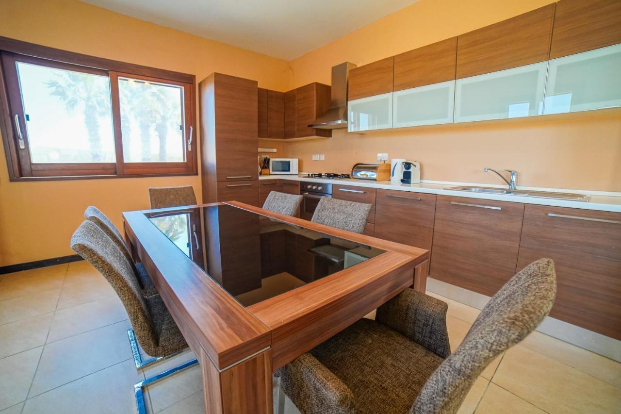 Harbour Views Duplex Maisonette With Jacuzzi Hot Tub Mgarr Exterior photo