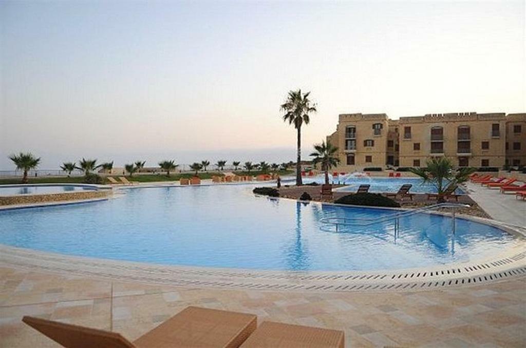 Harbour Views Duplex Maisonette With Jacuzzi Hot Tub Mgarr Exterior photo